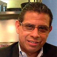 César Azabache Caracciolo