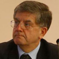 Fallecio Renzo Rossini La Economia De Luto Lampadia