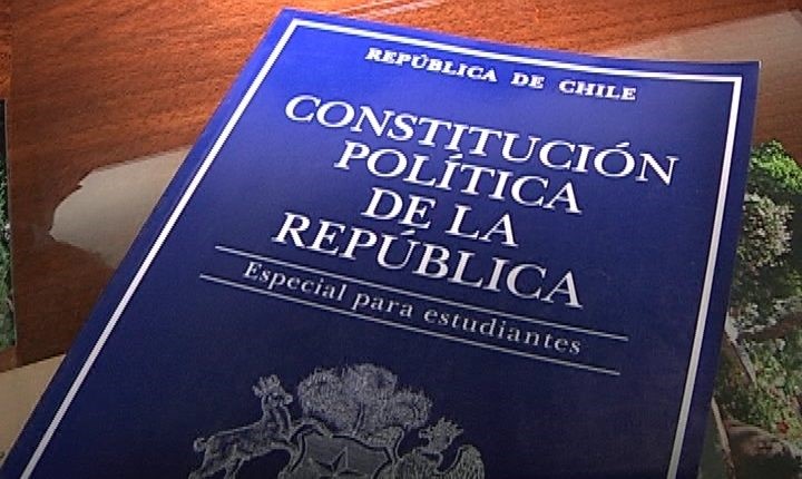 ¿Una nueva constitución en Chile?