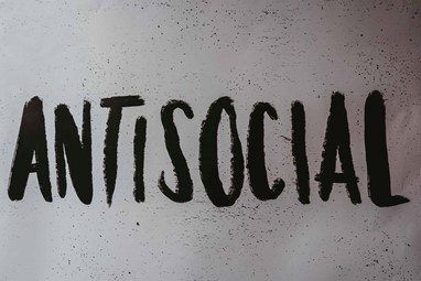 La política clientelista y antisocial