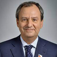 Ni retroexcavadora ni aplanadora